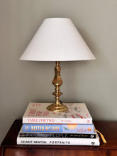 Load image into Gallery viewer, Vintage Brass Lamp
