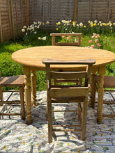 Load image into Gallery viewer, Antique French Farmhouse Rustic Round Drop Leaf Table