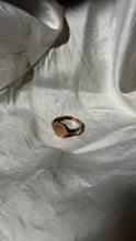 Load image into Gallery viewer, Vintage 9ct Rose Gold Signet Ring