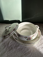 Load image into Gallery viewer, French Floral Soup Tureen Set