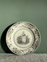 Load image into Gallery viewer, Small Black French Plate