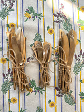 Load image into Gallery viewer, Vintage Bamboo Cutlery Set