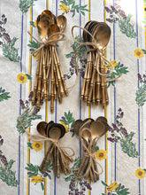 Load image into Gallery viewer, Vintage Bamboo Cutlery Set