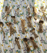 Load image into Gallery viewer, Vintage Bamboo Cutlery Set