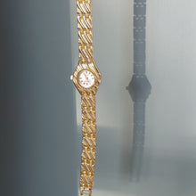 Load image into Gallery viewer, Vintage Women's Preloved/Vintage Watch and Bracelet