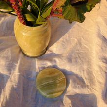 Load image into Gallery viewer, Onyx vase