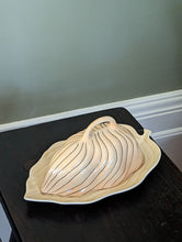 Load image into Gallery viewer, Carlton Ware Cheese or Butter Dish