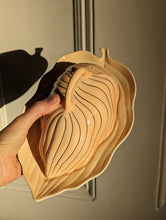 Load image into Gallery viewer, Carlton Ware Cheese or Butter Dish