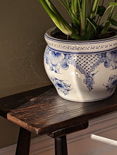 Load image into Gallery viewer, Ceramic Portuguese Pot Plant