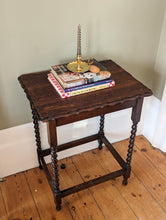 Load image into Gallery viewer, oak barley twist table