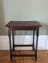 Load image into Gallery viewer, oak barley twist table