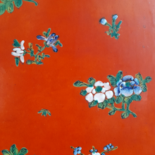 Load image into Gallery viewer, large oriental vase