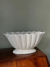 Load image into Gallery viewer, Dartmouth Scalloped Edge Mantle Vase