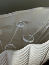 Load image into Gallery viewer, Dartmouth Scalloped Edge Mantle Vase