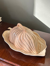 Load image into Gallery viewer, Carlton Ware Cheese or Butter Dish