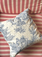 Load image into Gallery viewer, Handmade French Blue Toile Cushions
