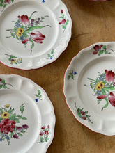 Load image into Gallery viewer, Set of Five Pink French Floral Plates
