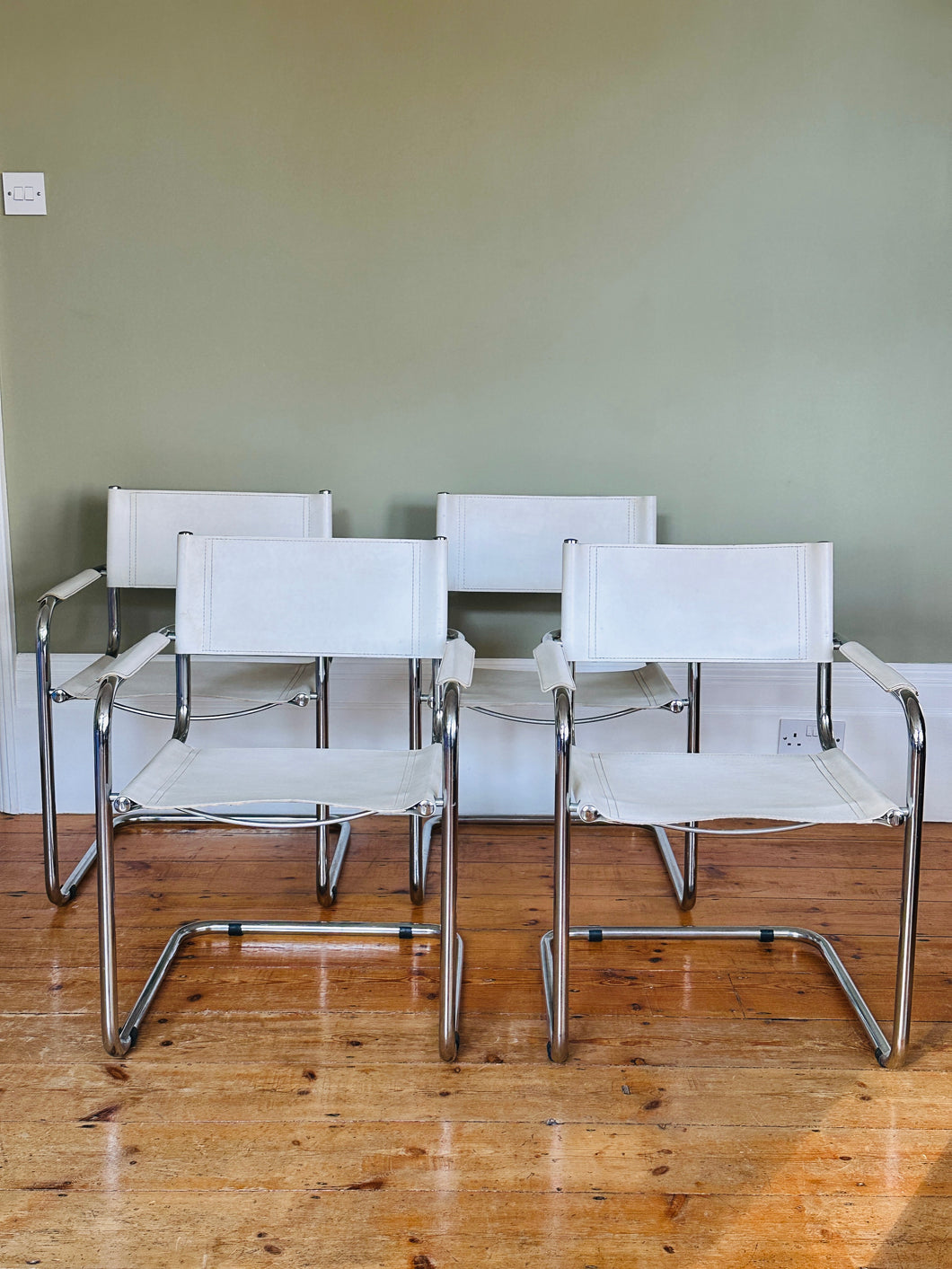 Set of Four Model Studi bauhaus chairs by Mart Stam & Marcel Breuer Italy 1970s