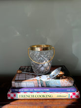 Load image into Gallery viewer, crystal ice bucket 
