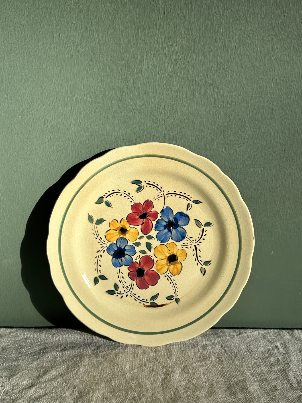 Small French Cream Plate With Floral Detailing