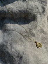 Load image into Gallery viewer, 9ct Vintage Gold St Christopher Necklace On Fine Gold Chain
