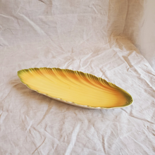 Load image into Gallery viewer, Yellow leaf plate
