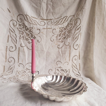 Load image into Gallery viewer, Large vintage silver plated shell dish
