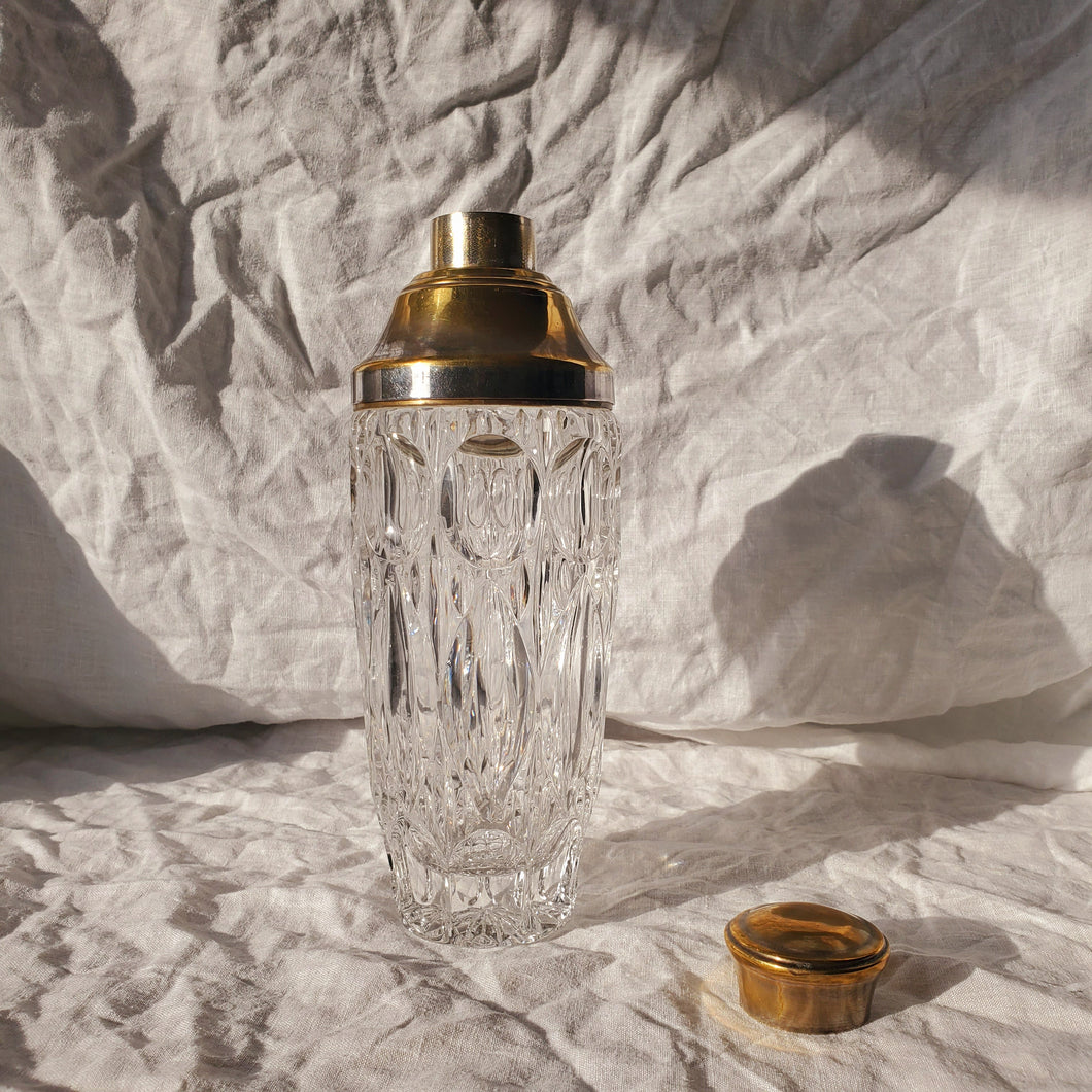 Crystal cocktail shaker