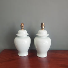 Load image into Gallery viewer, Pair Of Vintage Pale Green Lamps
