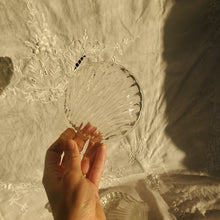 Load image into Gallery viewer, French Glass Shell Dishes
