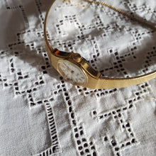 Load image into Gallery viewer, Vintage Women&#39;s Preloved/Vintage Gold Watch
