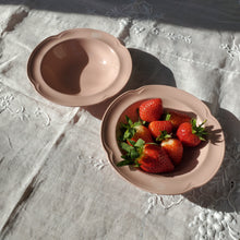 Load image into Gallery viewer, Pair Of Pink Scalloped Bowls
