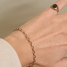 Load image into Gallery viewer, bracelet on hand

