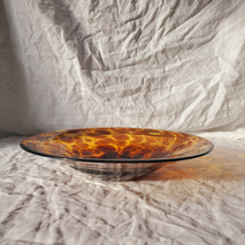 Load image into Gallery viewer, Tortoise glass dish
