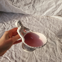 Load image into Gallery viewer, Cherub Shell Soap Dish
