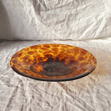 Load image into Gallery viewer, Tortoise glass dish
