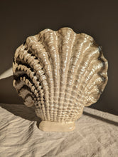 Load image into Gallery viewer, Large Ceramic Iridescent Clam Shell Lamp
