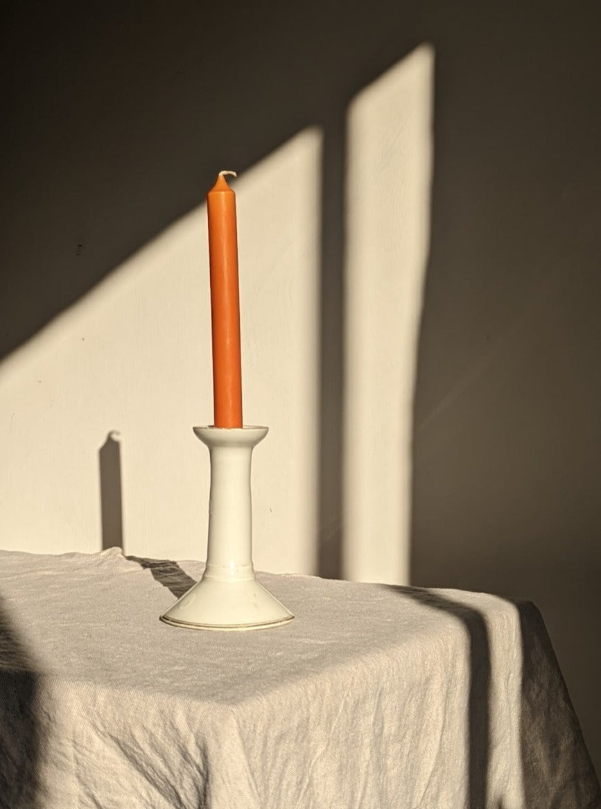 White and gold detailed ceramic candlestick holder