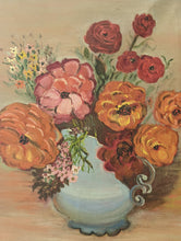 Load image into Gallery viewer, Floral Still Life Oil Painting
