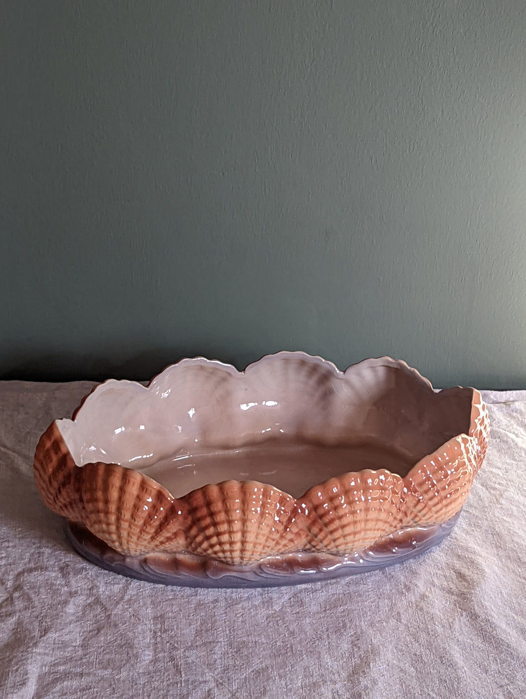 Large Clam Shell Bowl