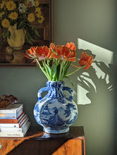 Load image into Gallery viewer, blue and white oriental trophy style vase
