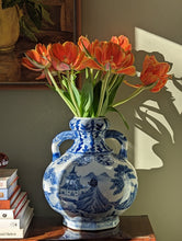 Load image into Gallery viewer, blue and white oriental trophy style vase
