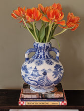 Load image into Gallery viewer, blue and white oriental trophy style vase
