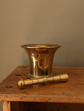 Load image into Gallery viewer, Georgian brass mortar and pestle
