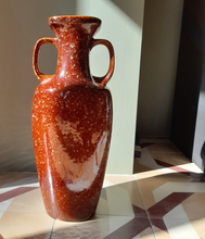 Load image into Gallery viewer, Large antique vase 
