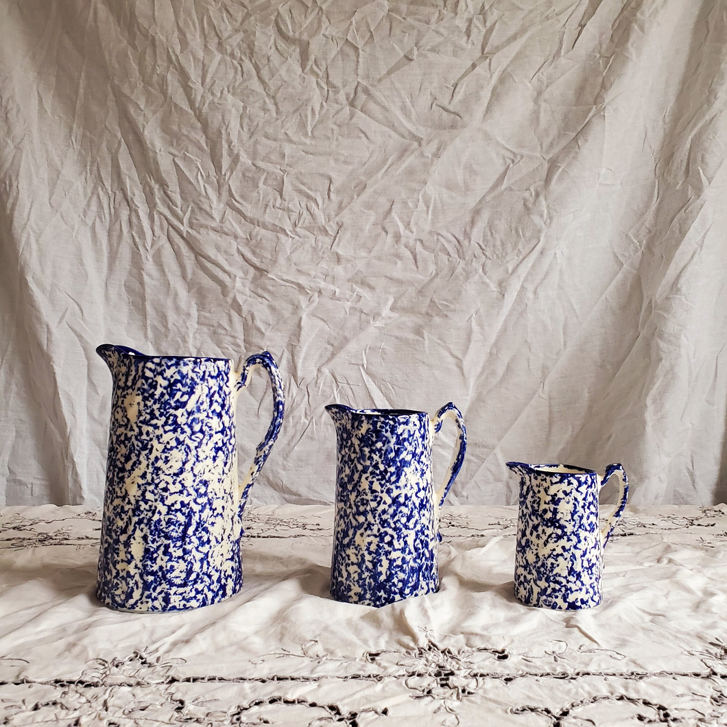 Vintage splatterware jugs 