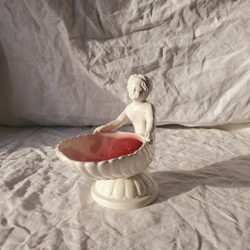 Cherub Shell Soap Dish